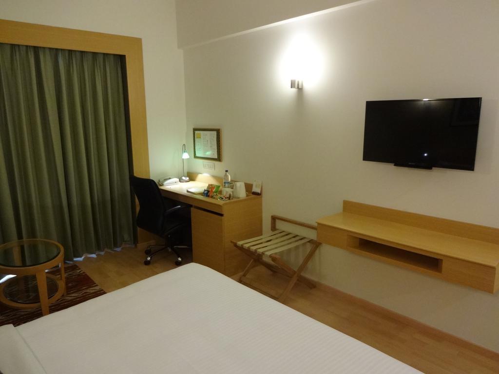 Lemon Tree Hotel, Gachibowli, Hyderabad Eksteriør bilde
