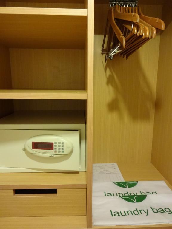 Lemon Tree Hotel, Gachibowli, Hyderabad Eksteriør bilde