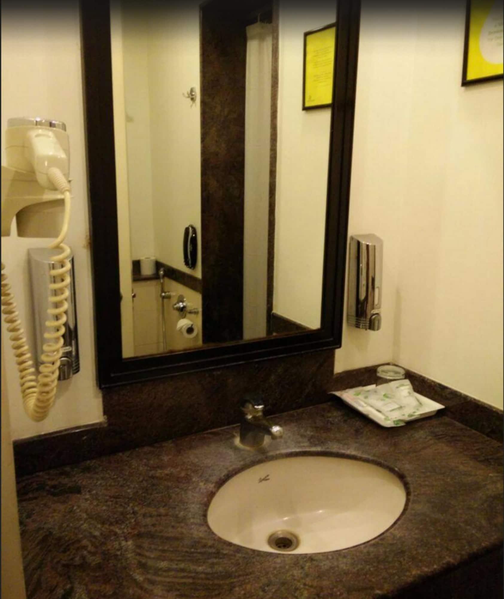 Lemon Tree Hotel, Gachibowli, Hyderabad Eksteriør bilde